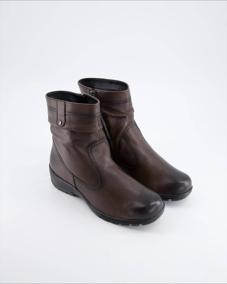 Medicus Ankle boots  Leather Brown eu 40