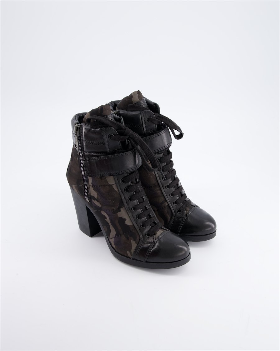 Prada Heels Leather Black EU 39