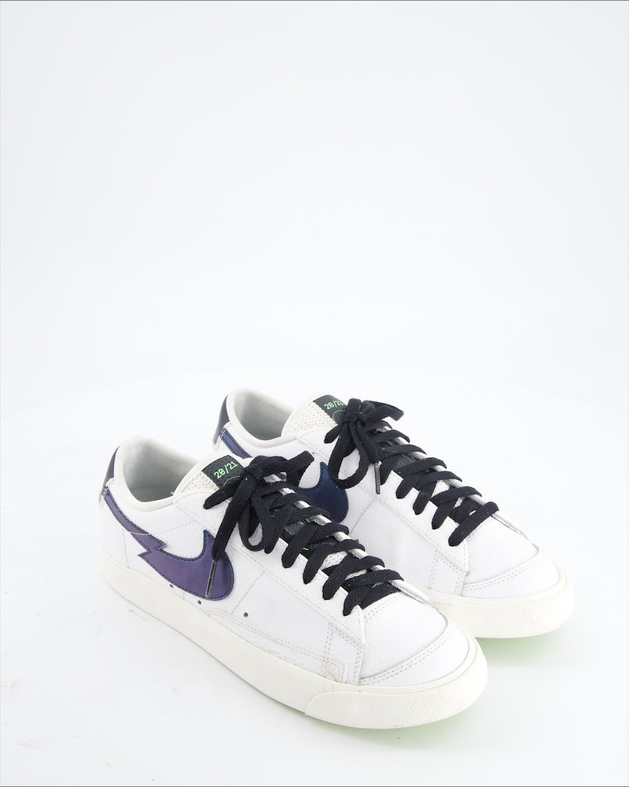 Nike Trainers Leather White EU 40.5