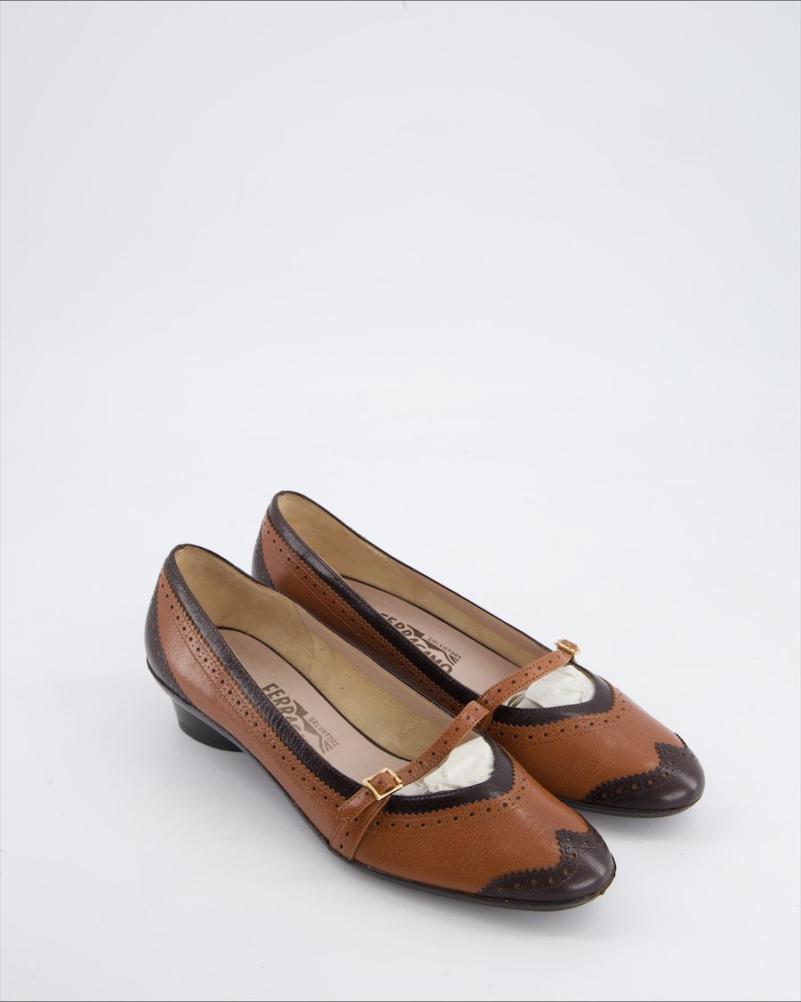 Salvatore Ferragamo Flats Leather Brown Eu 39
