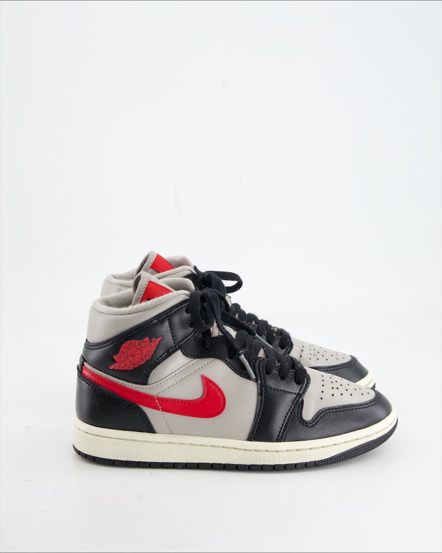 Nike Air Jordan Trainers Leather Grey Eu 36.5