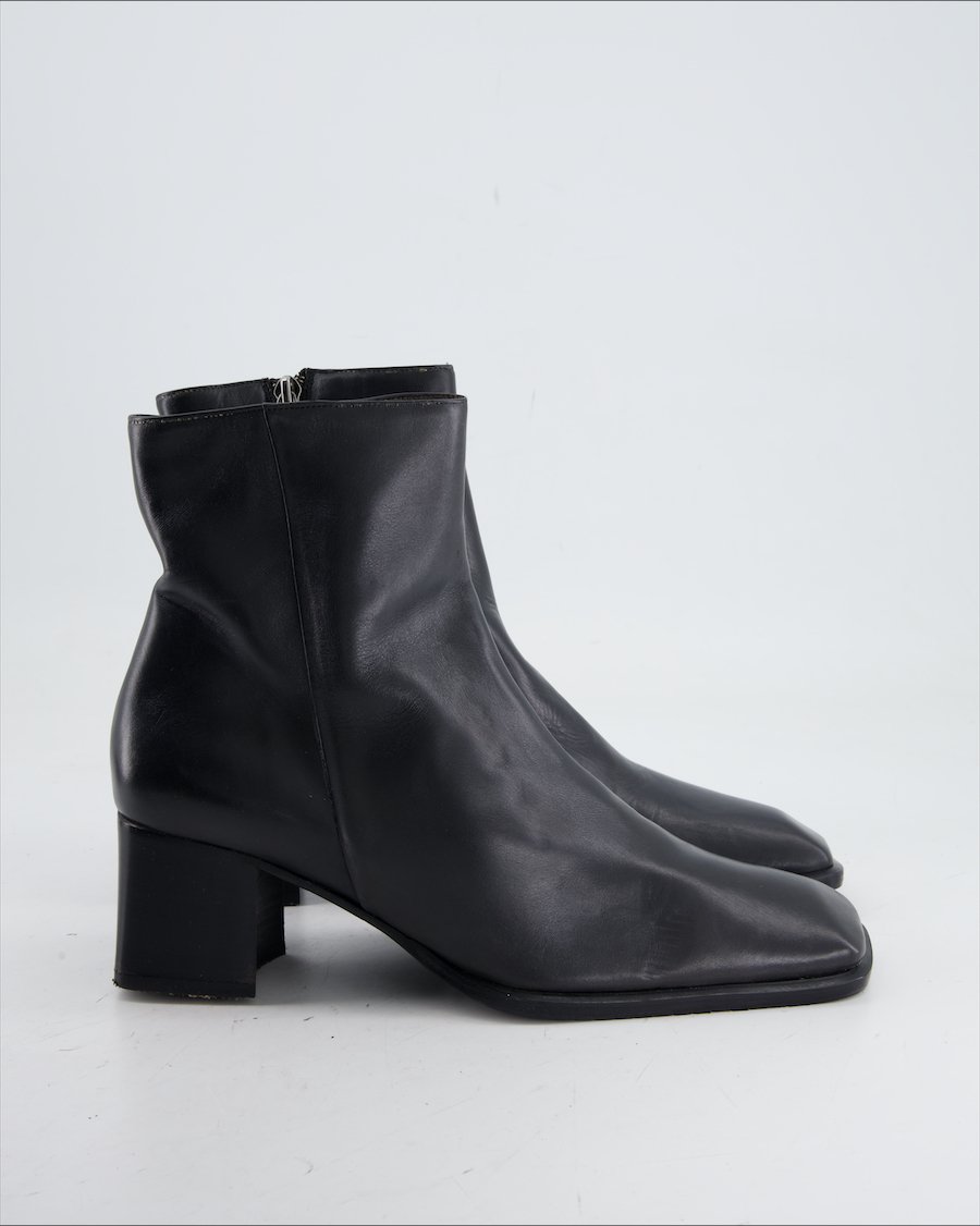 Bally Ankle Boots Leather Black Eu 39.5