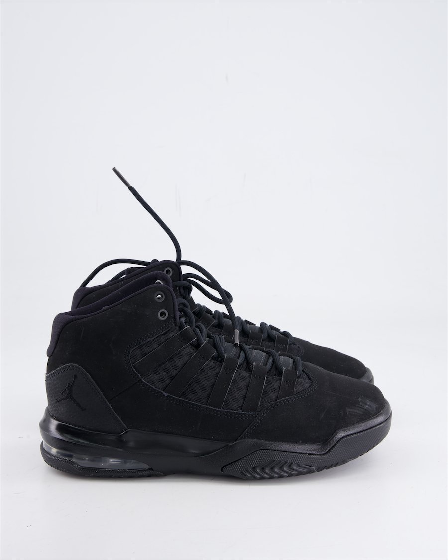Jordan Max Aura  Trainers Cloth  Black