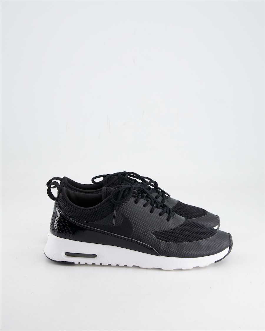 Nke Air Max Thea Trainers Leather Black