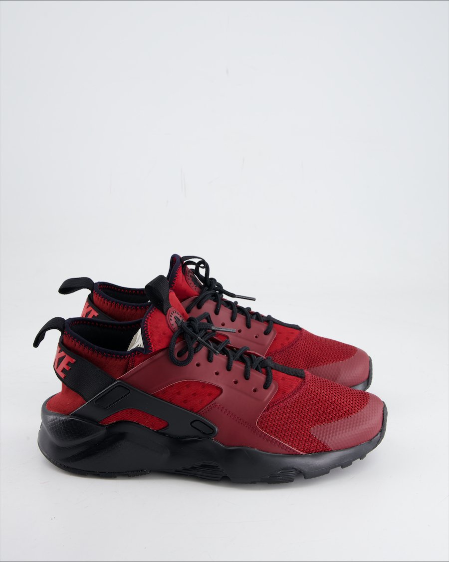Nike Air Huarache Trainers Cloth Red EU 41