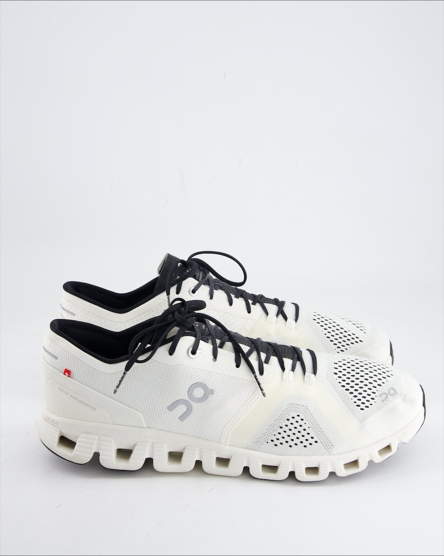 ON Trainers Cloth White Eu 48