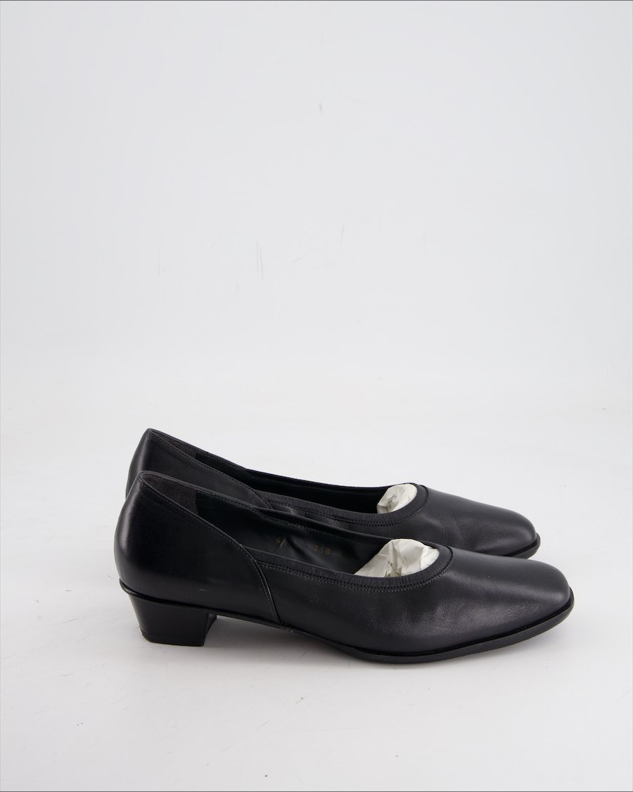 Schneider Flats Leather Black