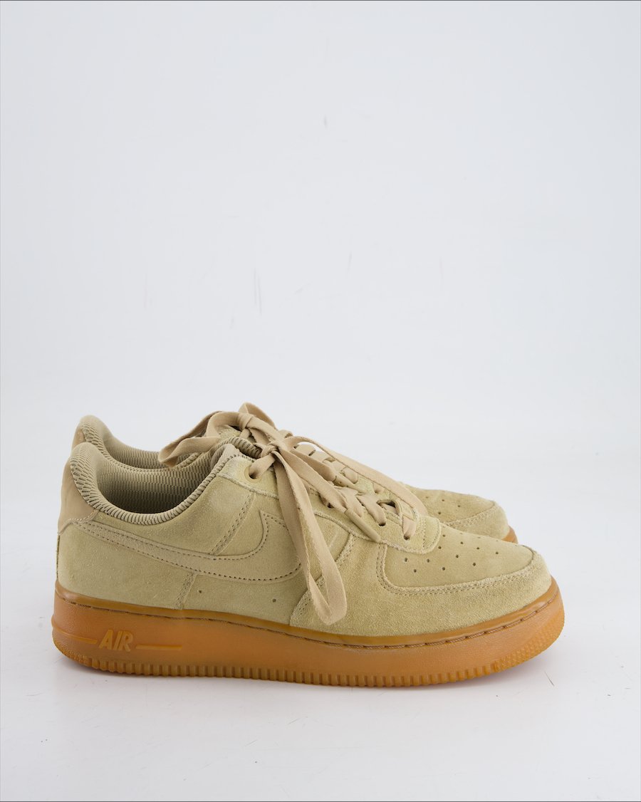 Nike Air Force 1 Trainers Suede Beige EU 39