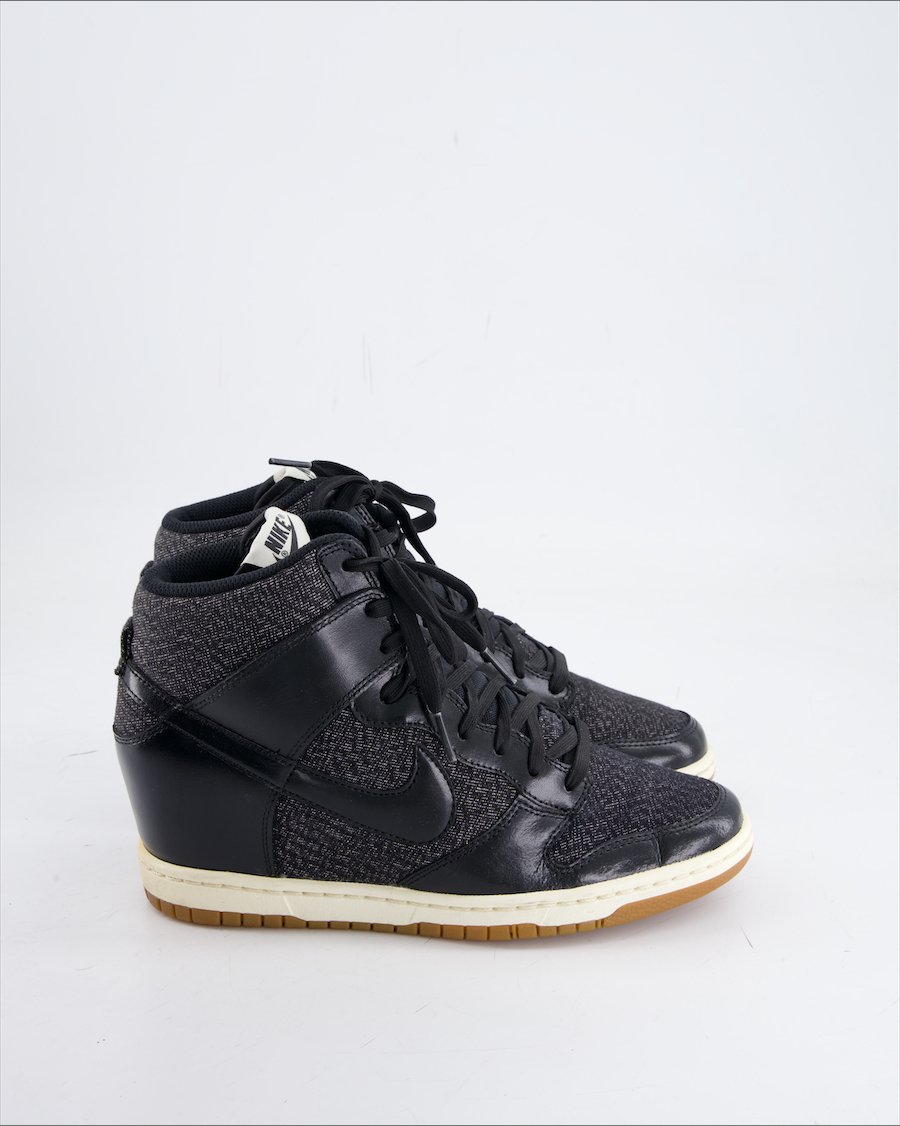Nike Dunk Sky Trainers Leather Black EU 40