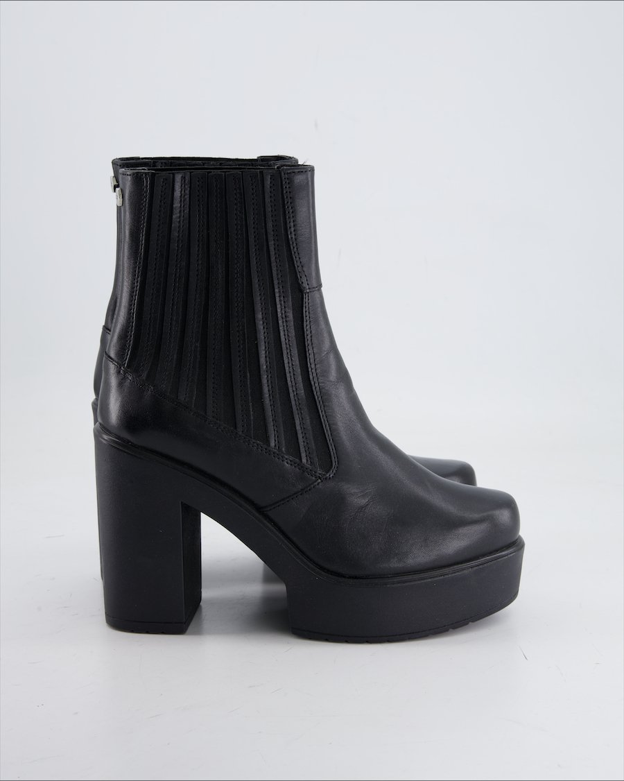 Cult Ankle Boot Leather Black Eu 38