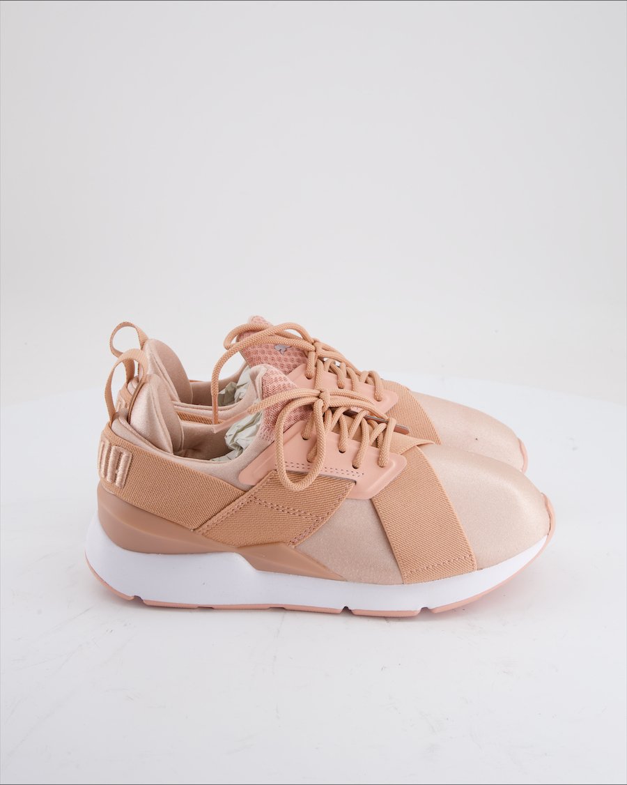 Puma Muse Satin  Trainers Cloth Pink EU 37