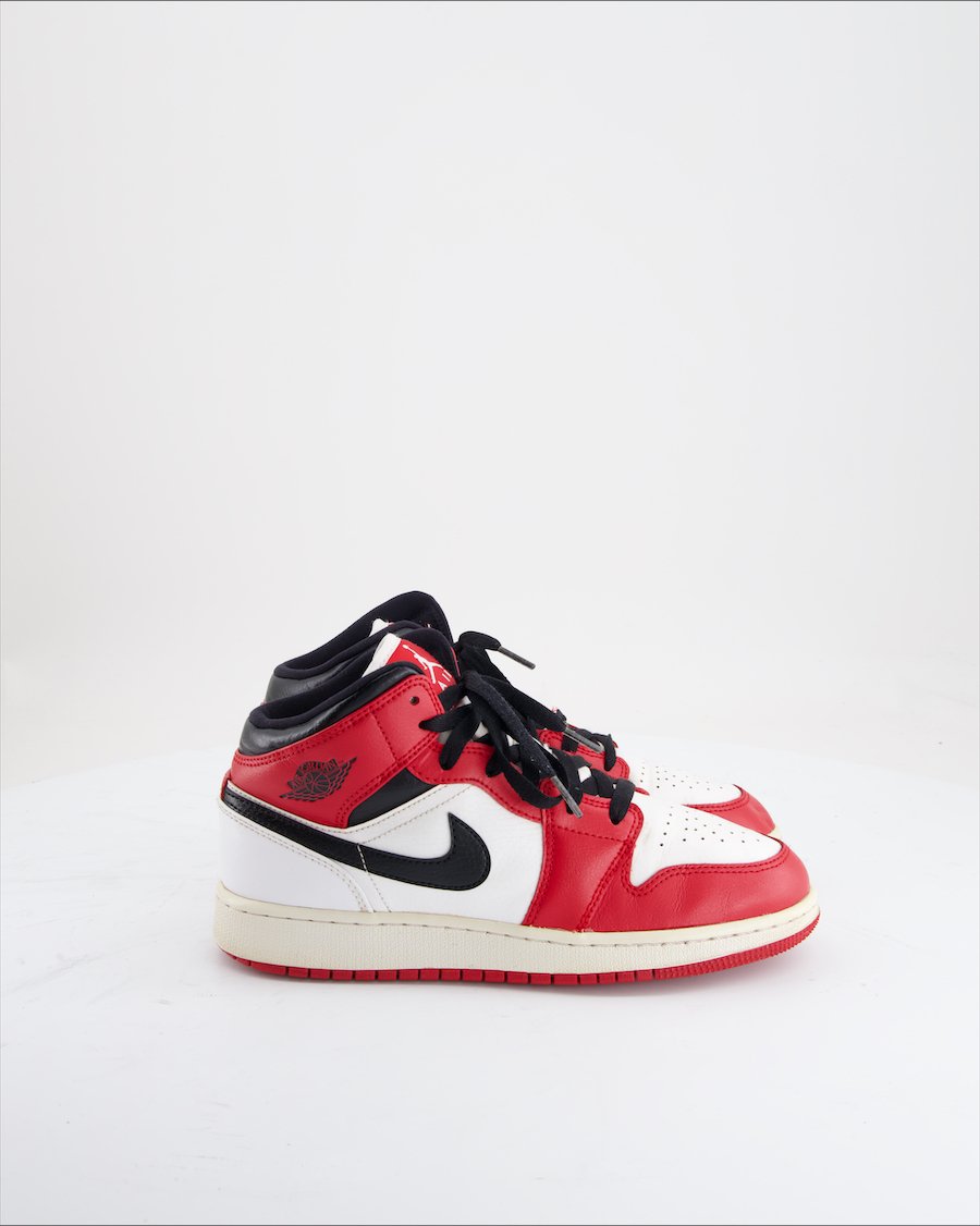 Jordan 1 Mid Chicago Trainers Leather Red Eu 38