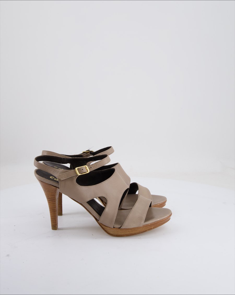 Calpierre Heels Leather Ecru Eu 40