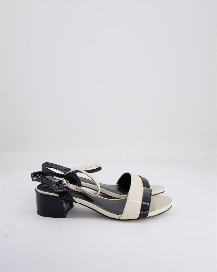 Bata Sandals Leather Beige EU 40