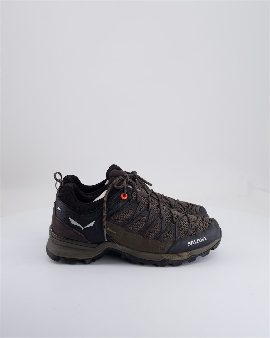 Lowa Trainers Leather Black EU 40.5