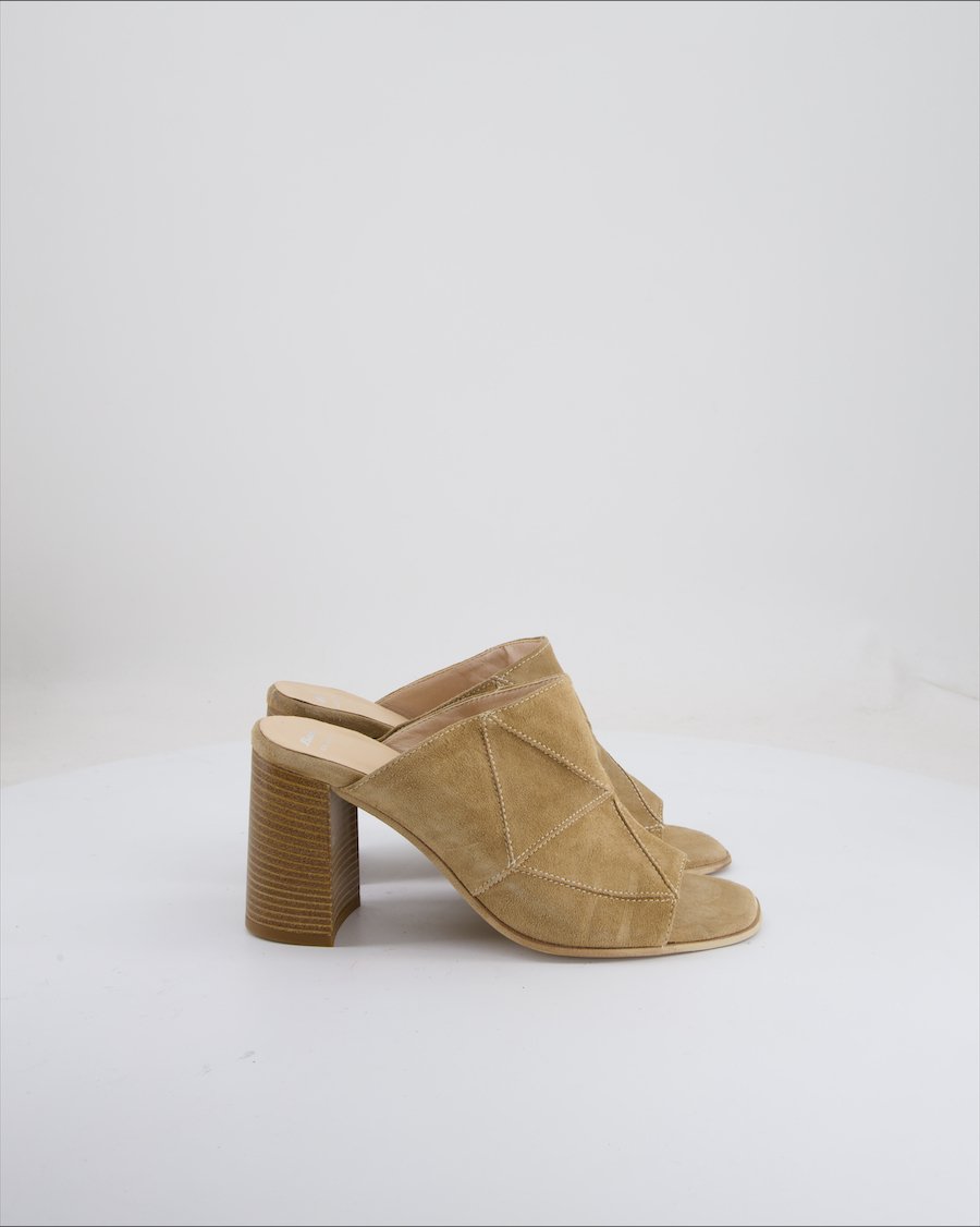 Bata Heels Suede Beige EU 38