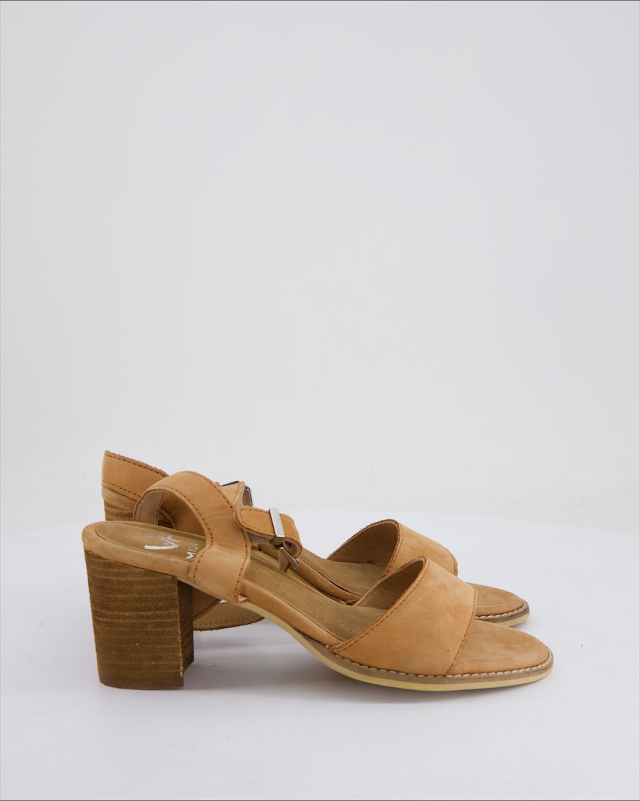 Va Milano Heels Suede Camel Eu 37