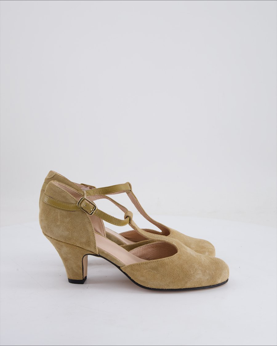 Lab Sandals Suede Beige Eu 37