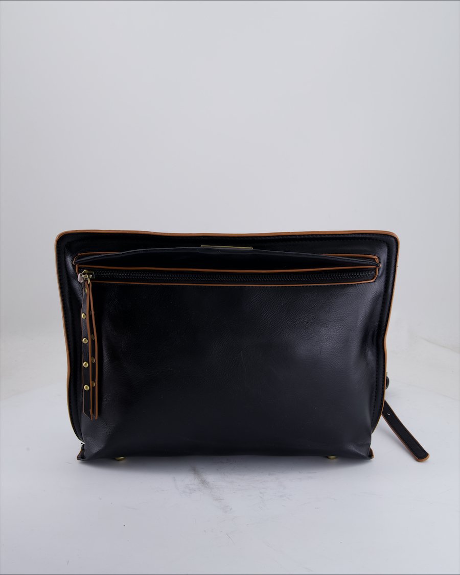Doca Crossbody Bag Leather Black