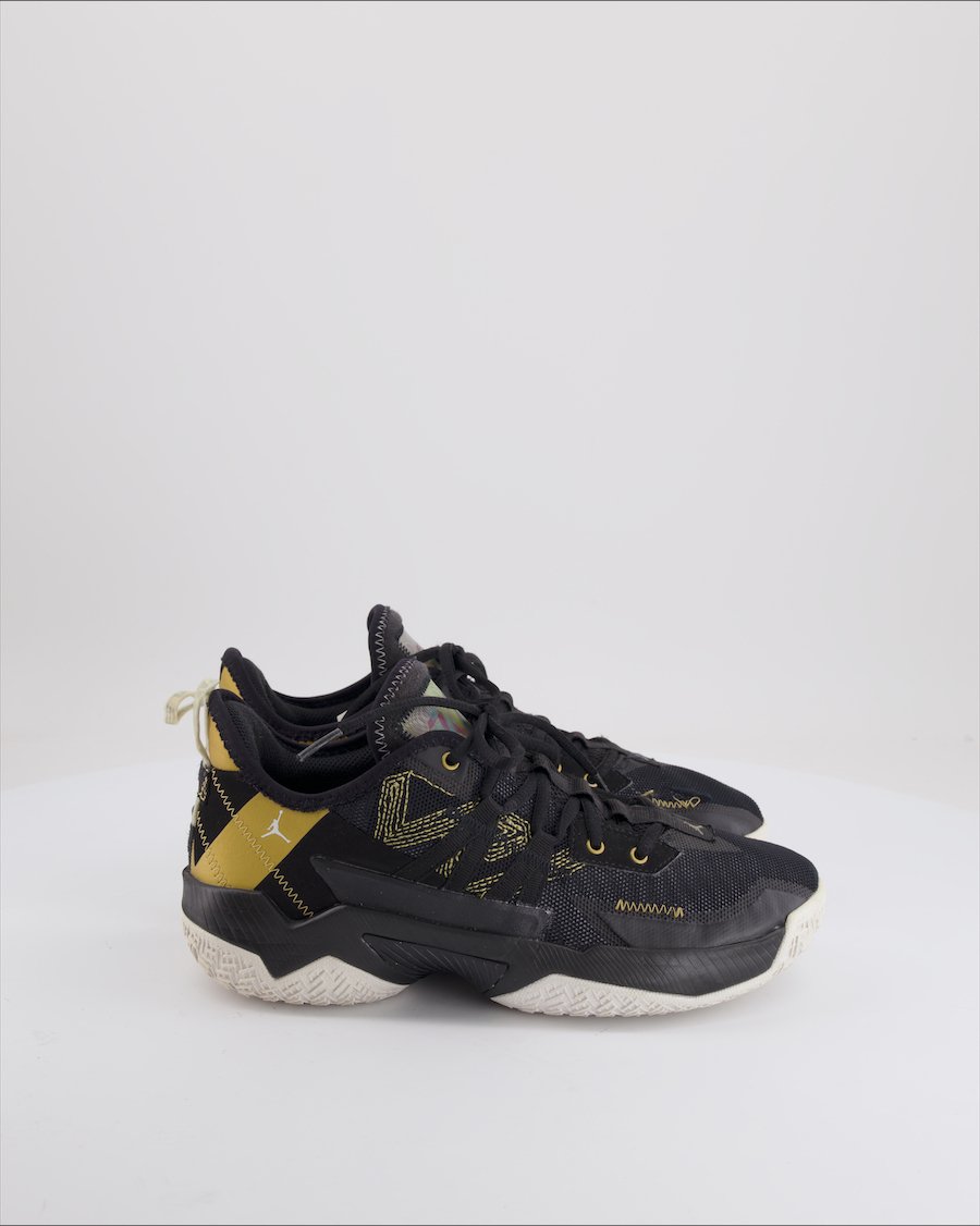 Jordan Trainers Cloth Black Eu 39