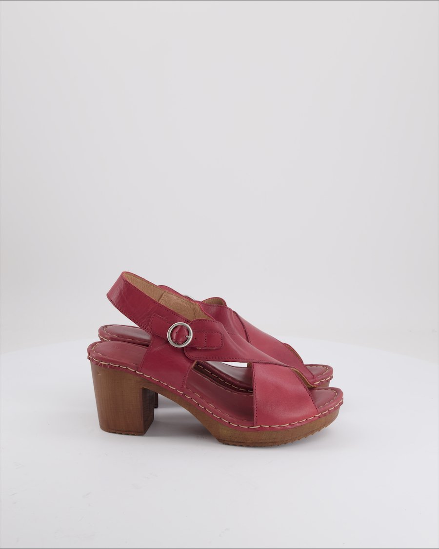 Ten Points Sandals Leather Red Eu 39