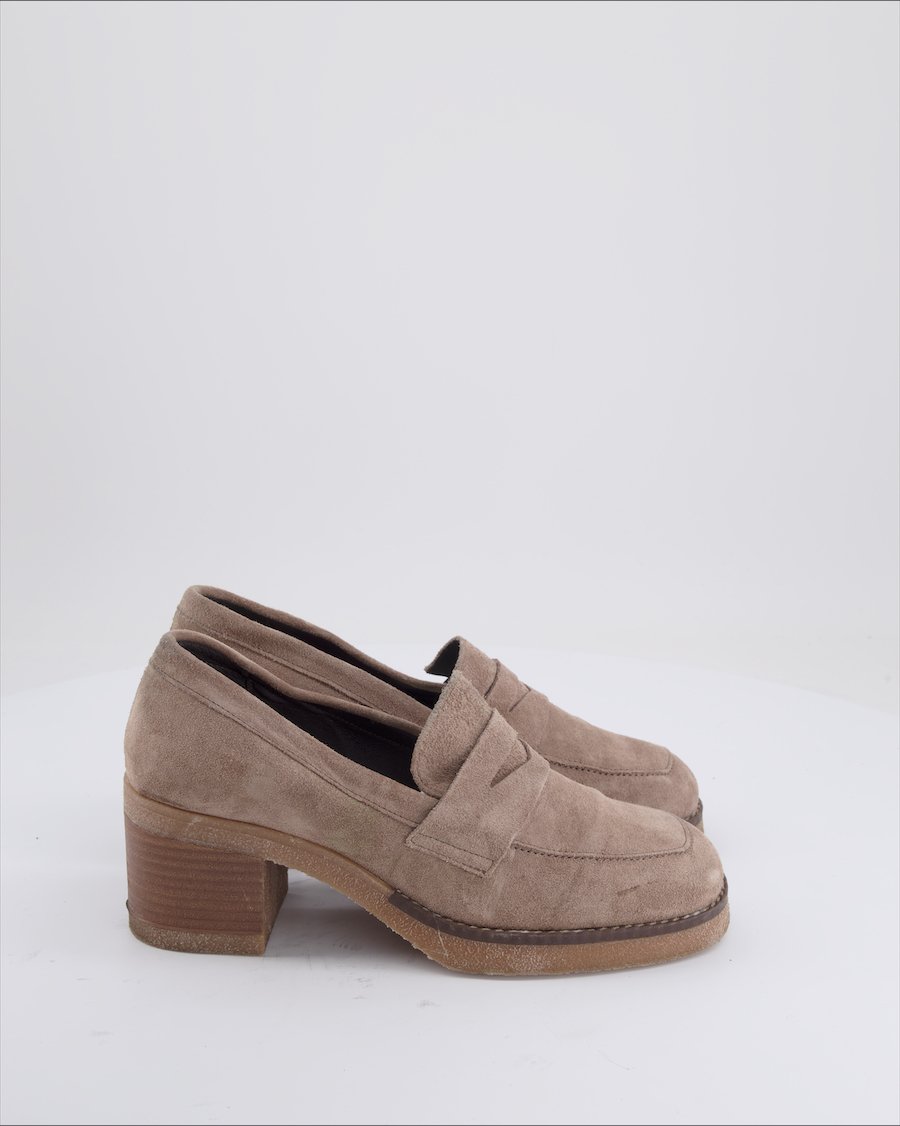 1874 Flats Suede Brown Eu 39