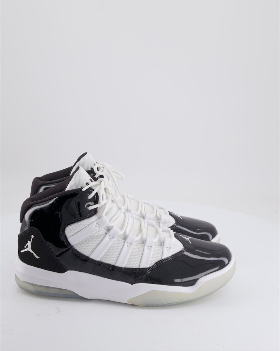 Jordan Max Aura Trainers Leather Black