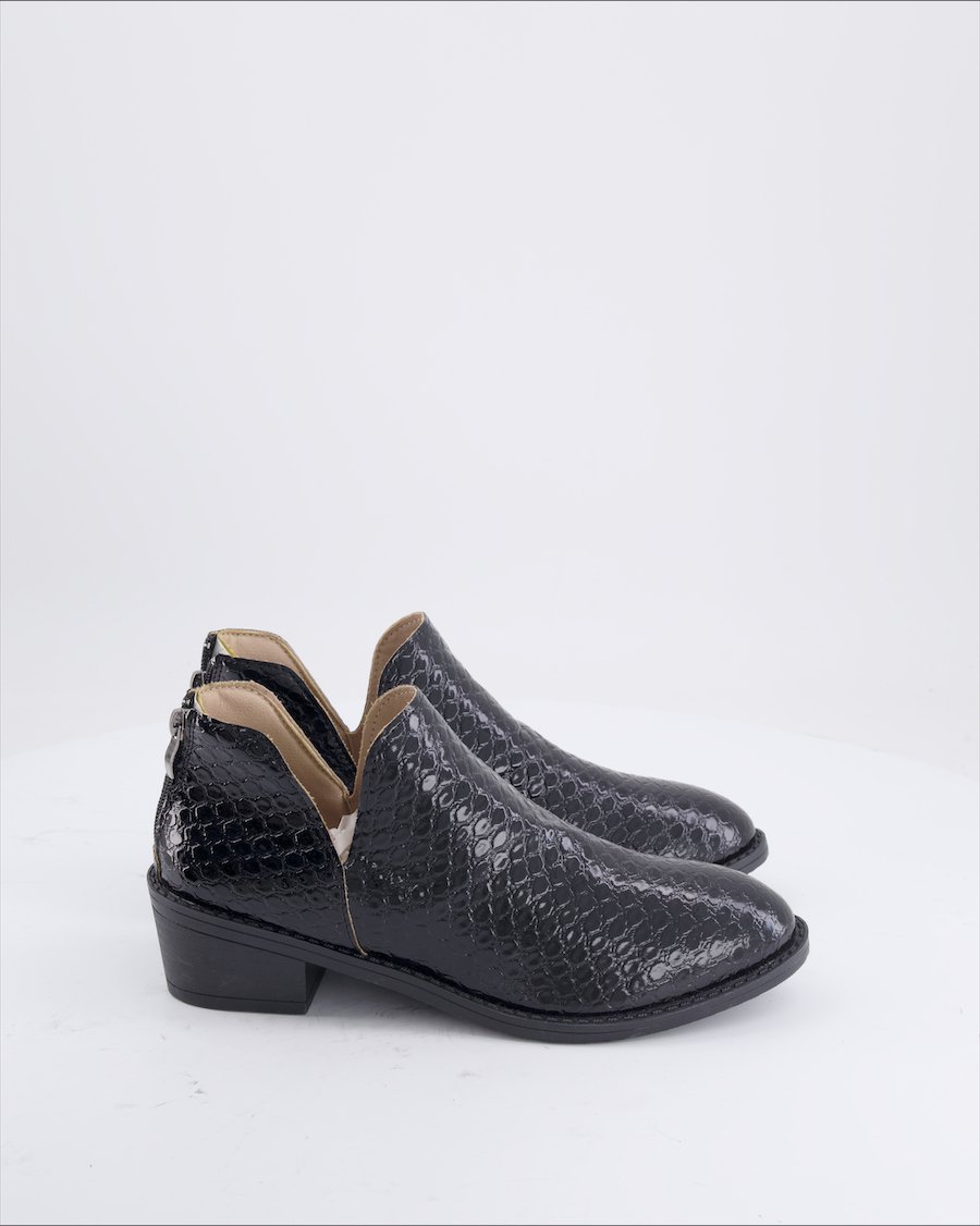 Unbranded Ankle Boots Leather Black Eu 40