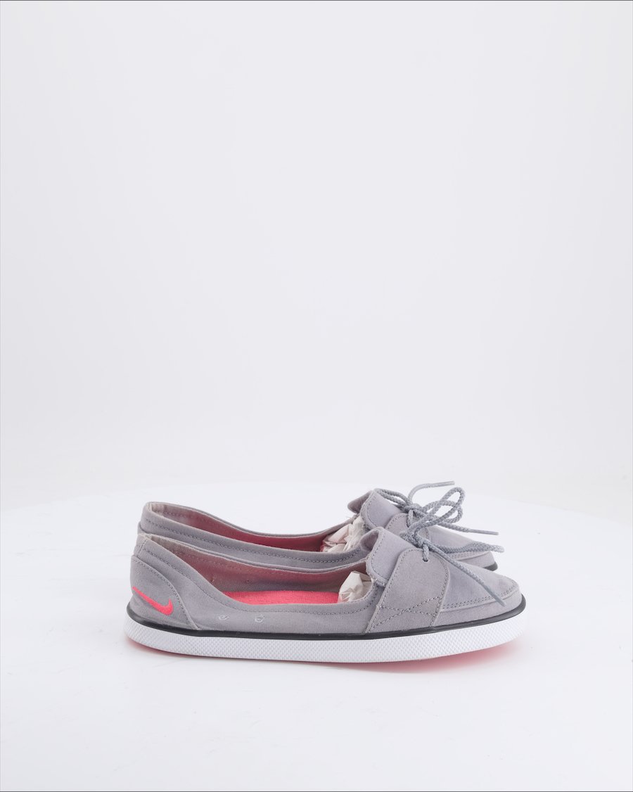 Nike Flats Cloth Grey EU 38