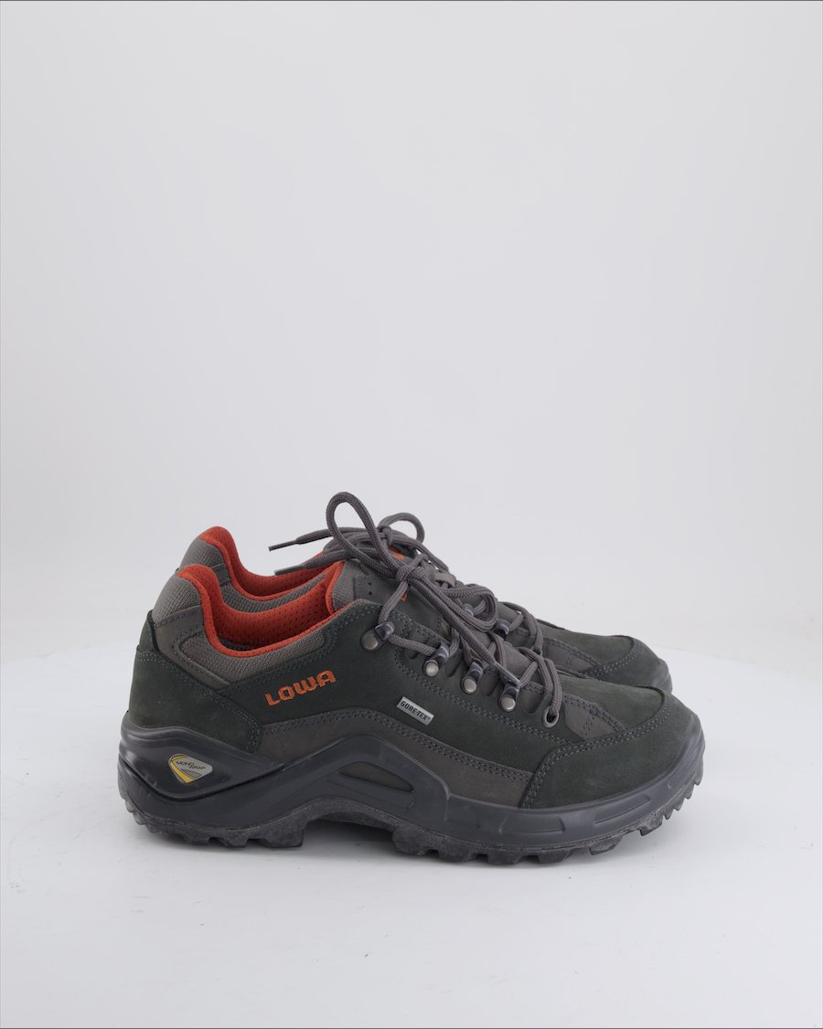 Lowa Trainers Suede Black EU 42