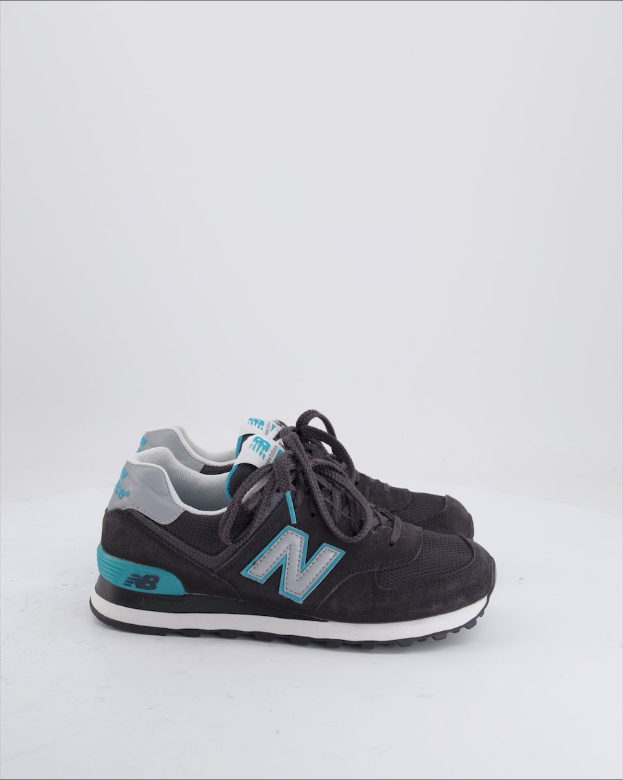 New Balance 574 Trainers Suede Black EU 38