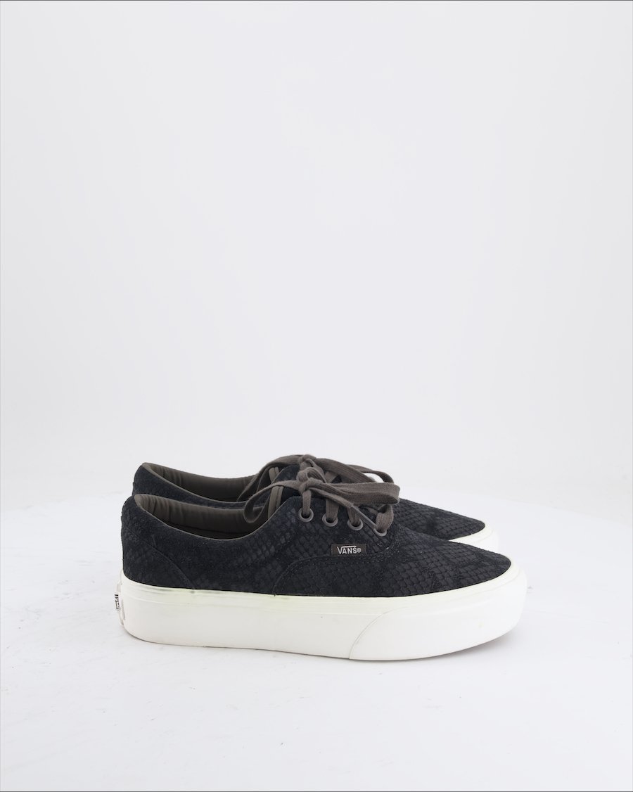Vans Trainers Suede Black EU 38