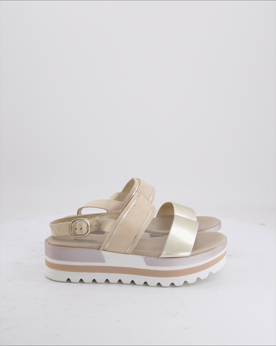 Nero Giardini Sandals Leather Gold Eu 40