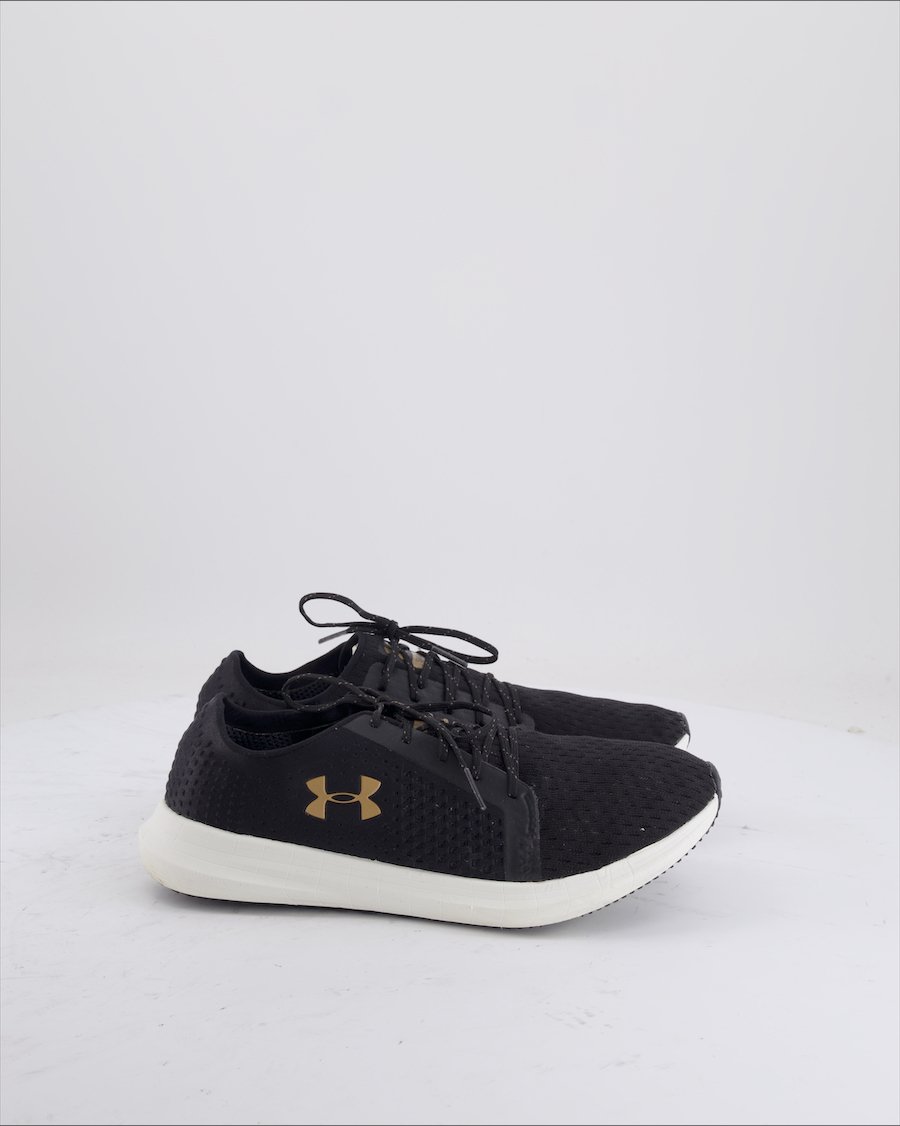 Under Armour Trainers Cloth Black Eu 40