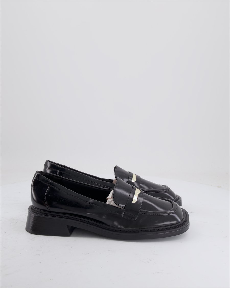 Charles & Keith Loafers Leather Black Eu 40