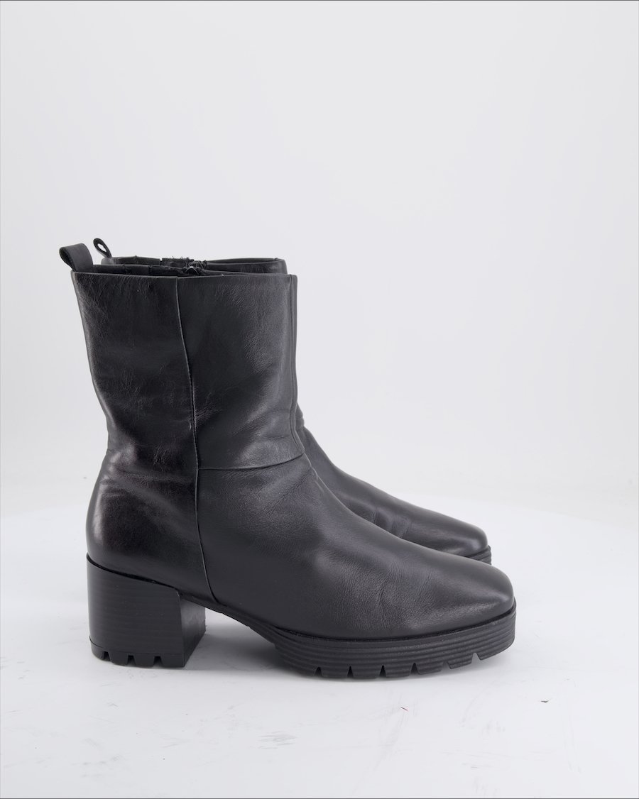 Gabor Ankle Boots Leather Black Eu 38
