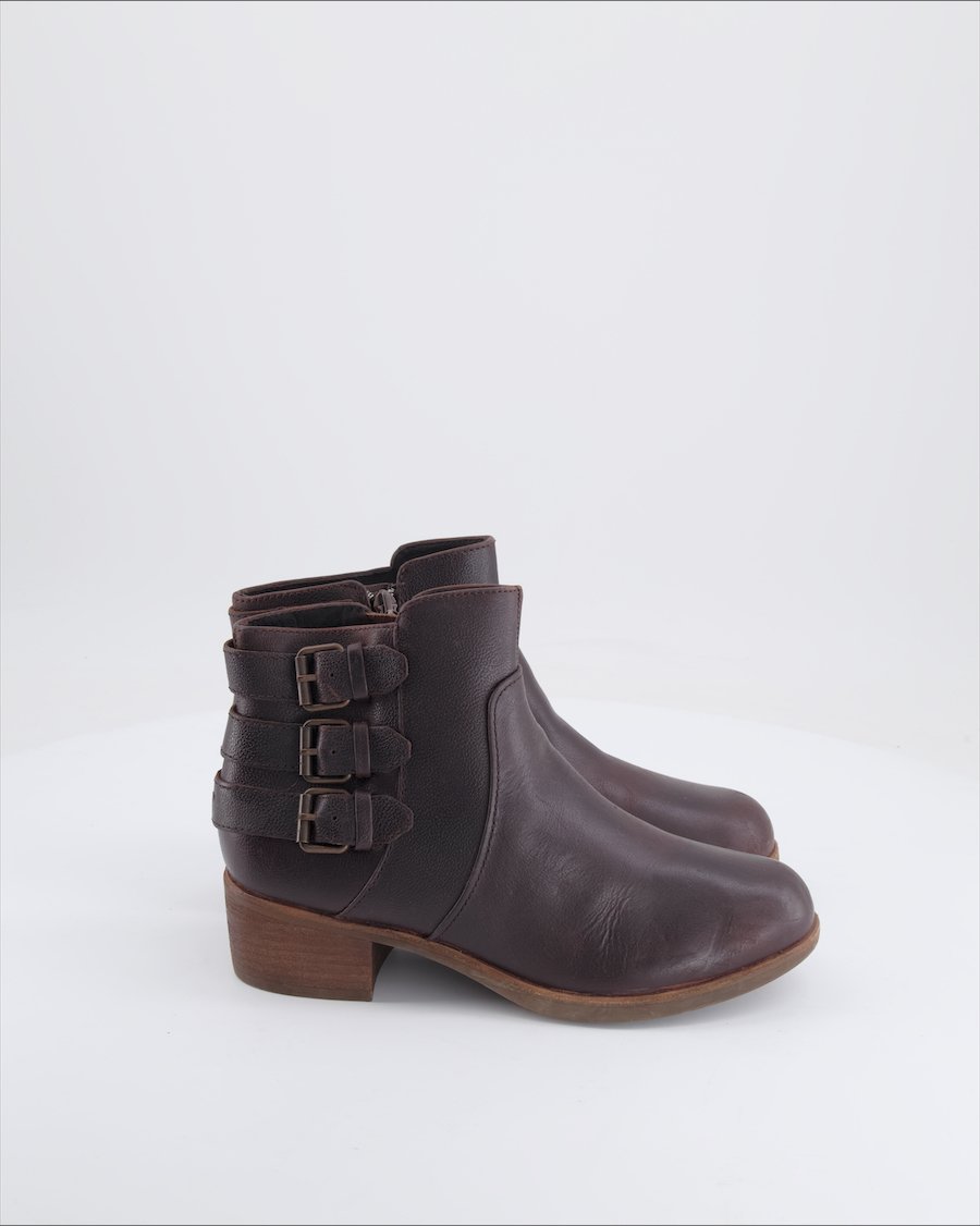 Ugg Ankle boots Leather Brown 38 EU