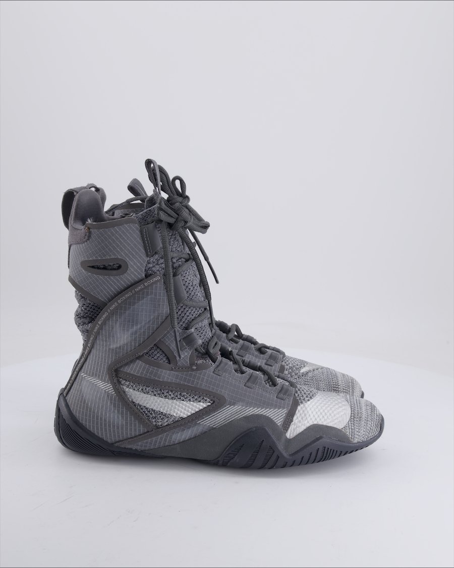 Nike Hyper Ko2 Trainers Cloth Grey 45 EU
