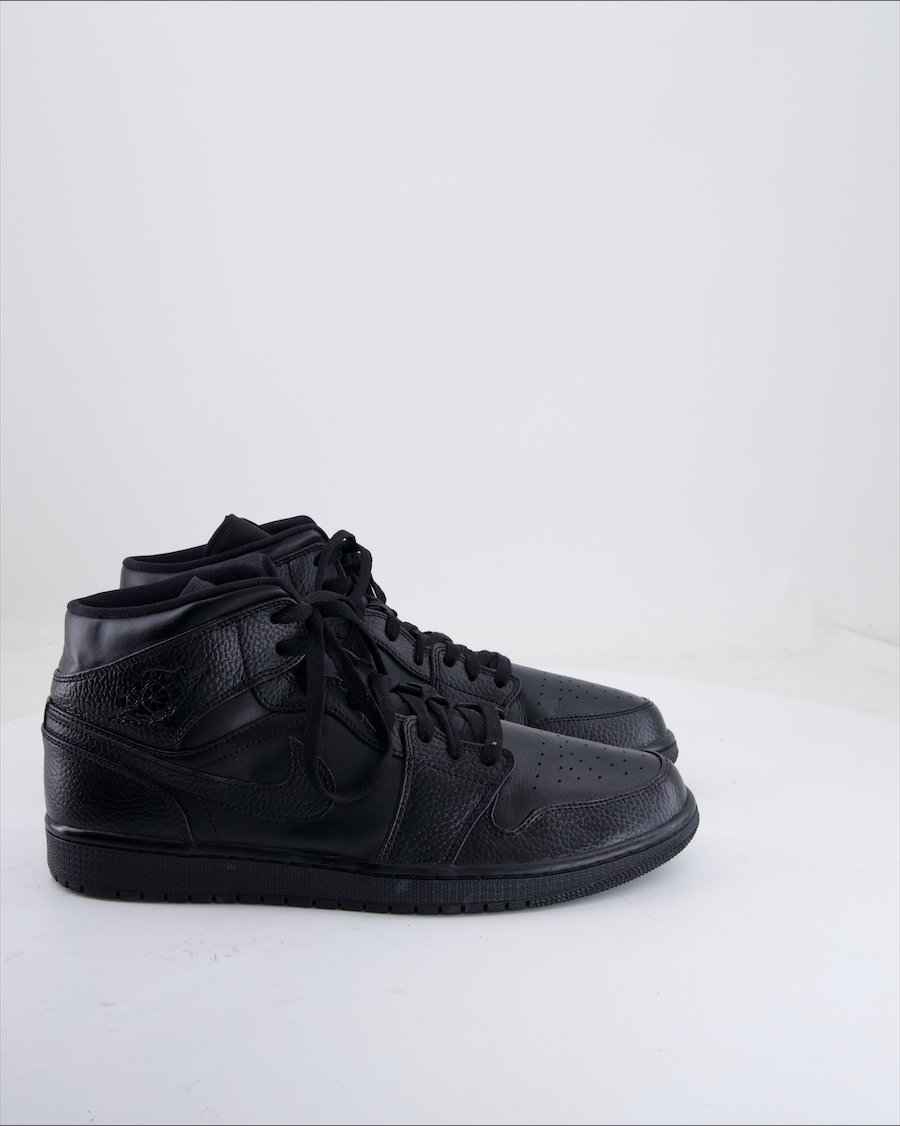 Nike Trainers Leather Black 47 EU