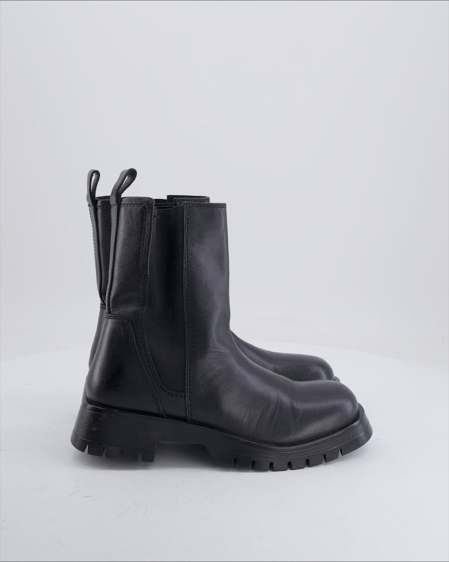 Zara Ankle boots Polyurethane Black 37 EU