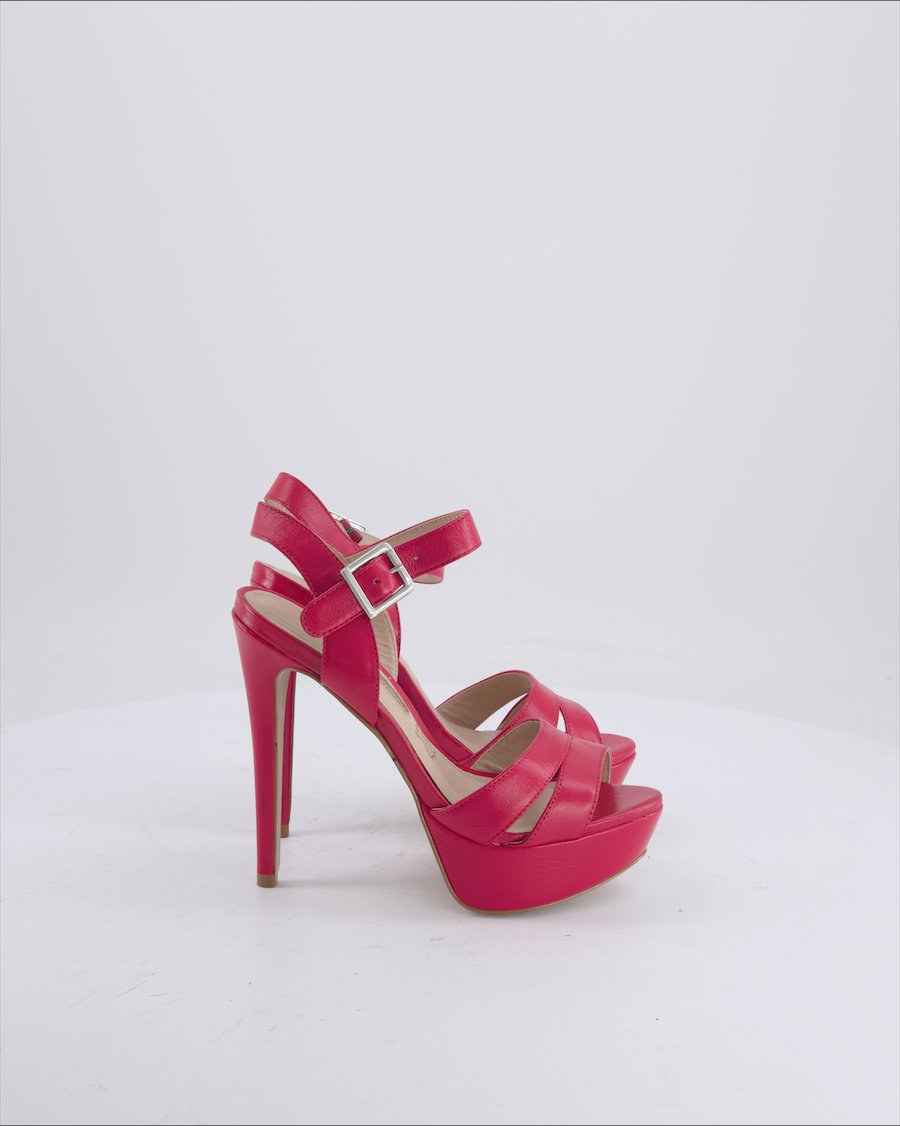 Buffalo Heels Leather Red 36 EU