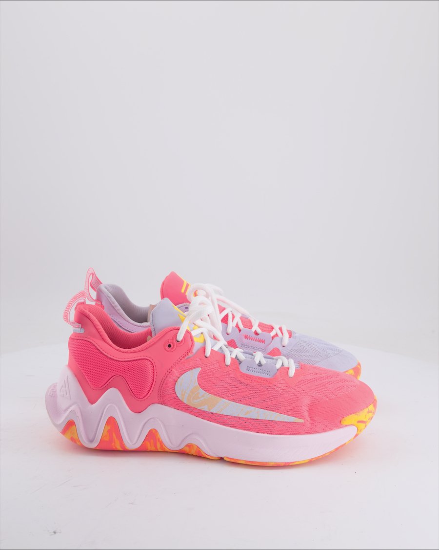 Nike Giannis Immortality Trainers Cloth Pink 43 EU