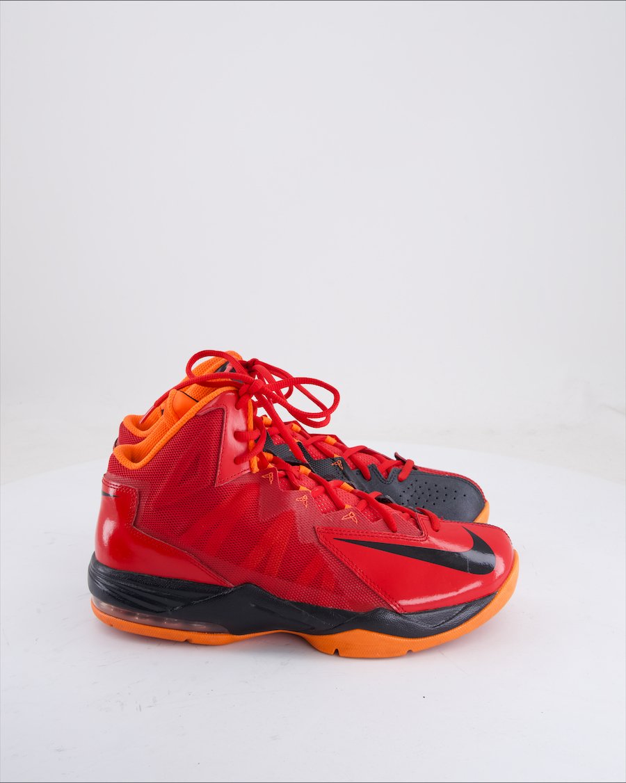 Nike Trainers Air Max Cloth Red 42 EU