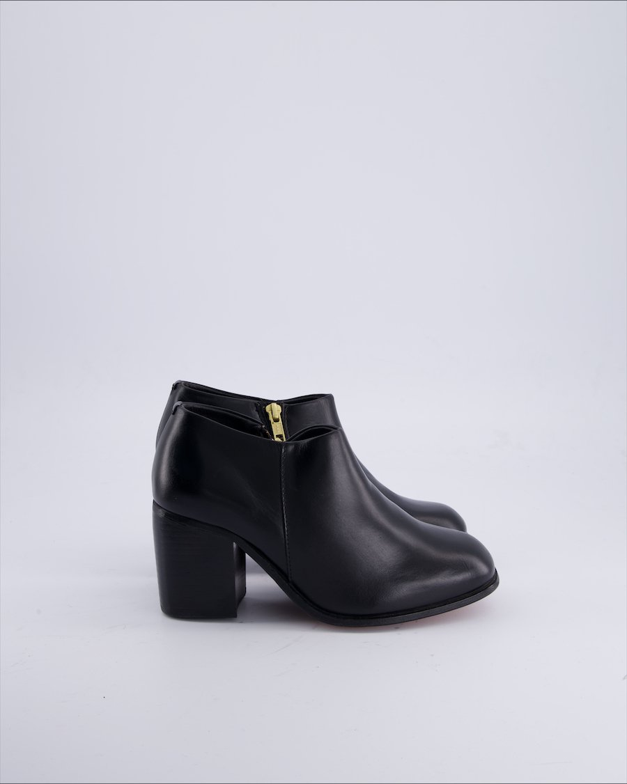 Est England 1990 Ankle boots Leather Black 37 EU