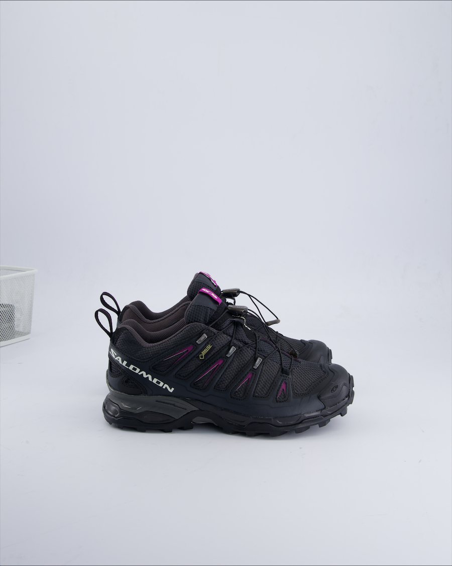 Salomon Trainers Leather Anthracite 37,5 EU