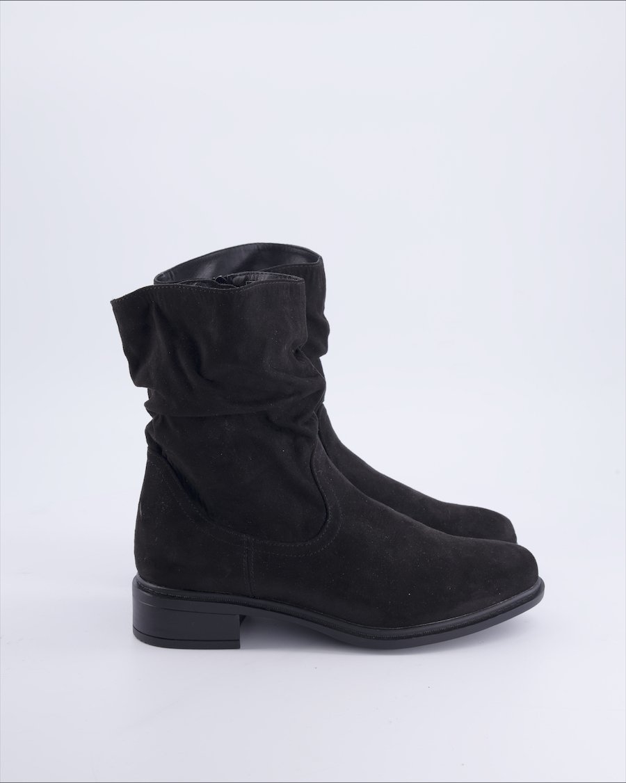 Unbranded Ankle boots Suede Black 38 EU