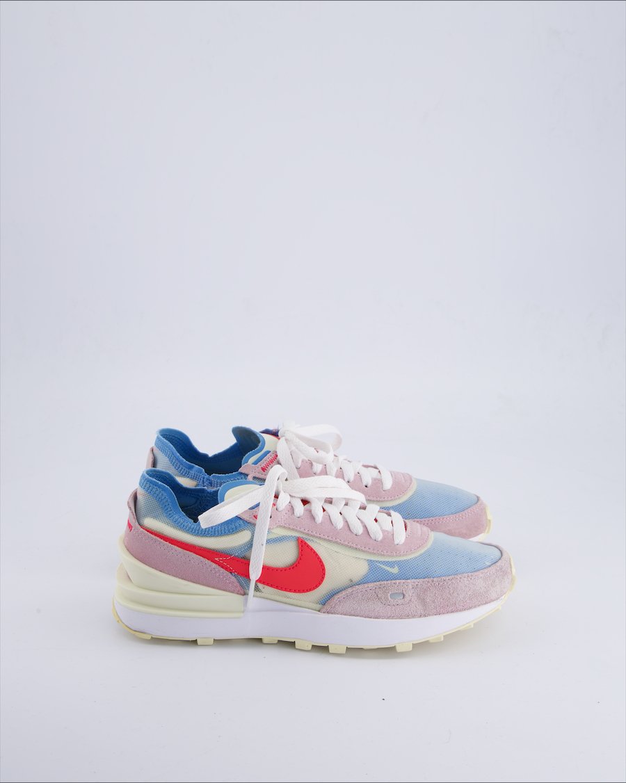 Nike Waffle One Trainers Suede Pink 38 EU