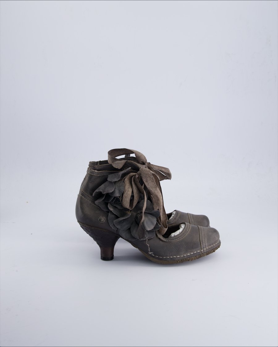 The Seller Heels Leather Black 37 EU