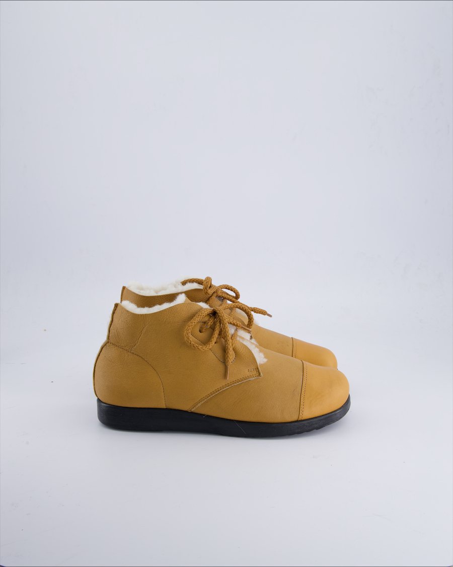Helvesko Shoes Leather Camel 39 EU