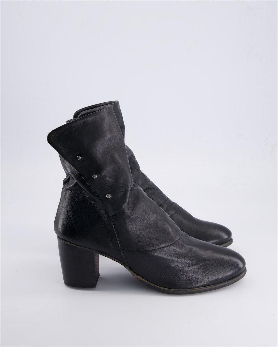 Unbranded Ankle boots Leather Black 41 EU